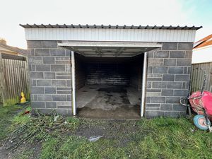 Photo 2- click for photo gallery